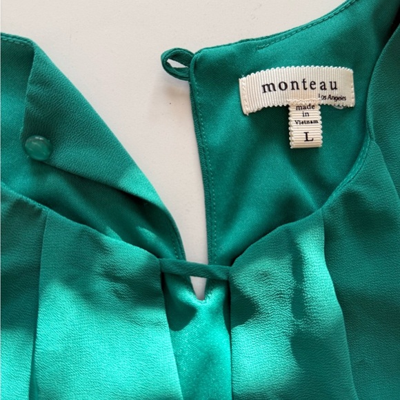 Monteau women’s green top in large.🍀 - Picture 6 of 6